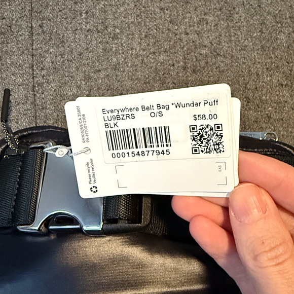 Lululemon Wunder Puff Everywhere Belt Bag, NWT - Picture 4 of 6